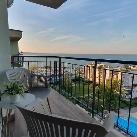 Cadet 1005 Apartman *